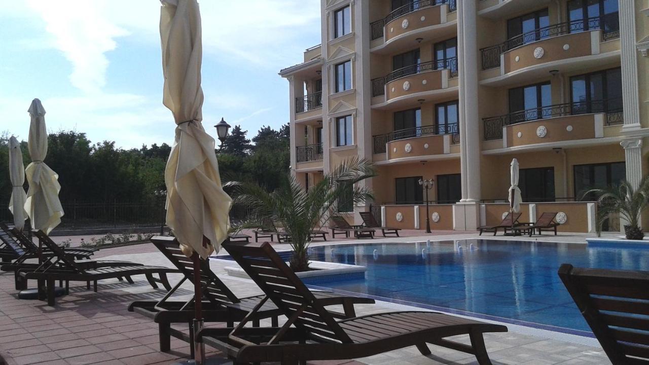 Flora Beach Private Aparthotel Πομόριε Εξωτερικό φωτογραφία