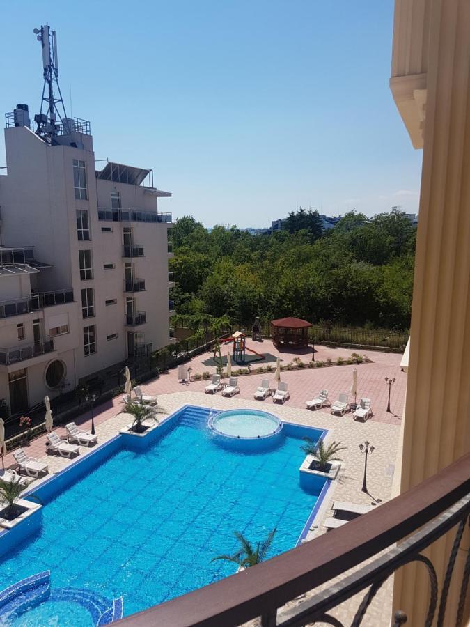 Flora Beach Private Aparthotel Πομόριε Εξωτερικό φωτογραφία