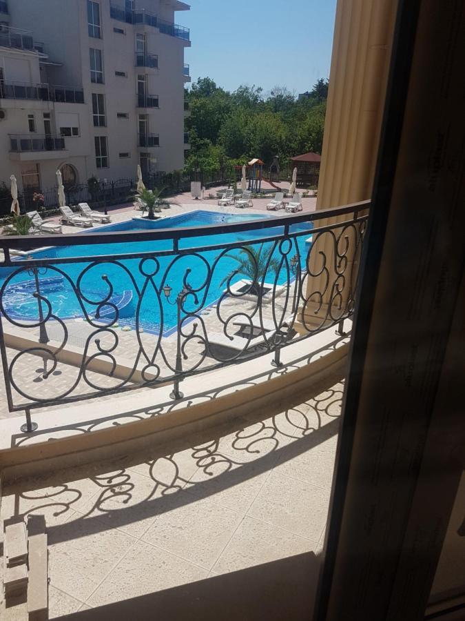 Flora Beach Private Aparthotel Πομόριε Εξωτερικό φωτογραφία