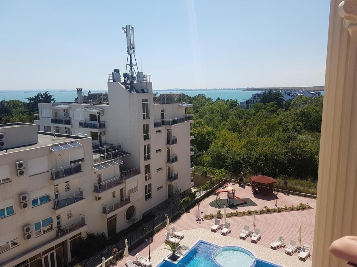 Flora Beach Private Aparthotel Πομόριε Εξωτερικό φωτογραφία