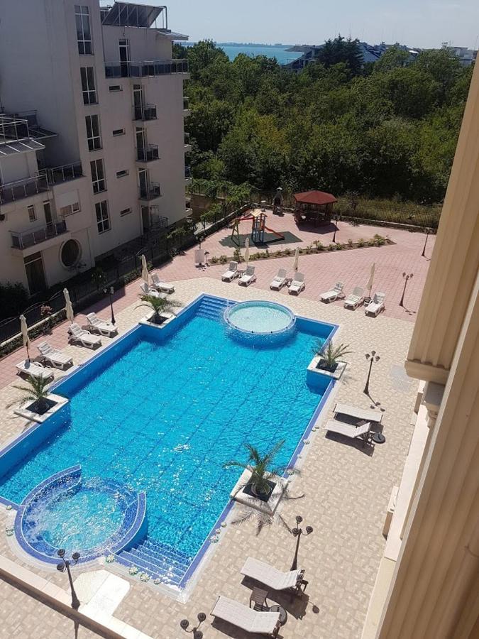 Flora Beach Private Aparthotel Πομόριε Εξωτερικό φωτογραφία